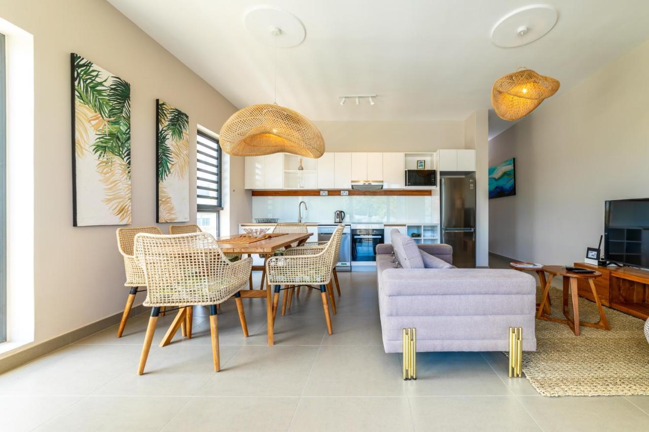 One Bay Residence - Apartment 2 - Apartment In Pereybere Pereybere Beach エクステリア 写真